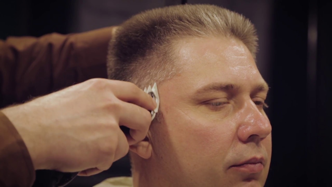 Herrenfrisur Flattop